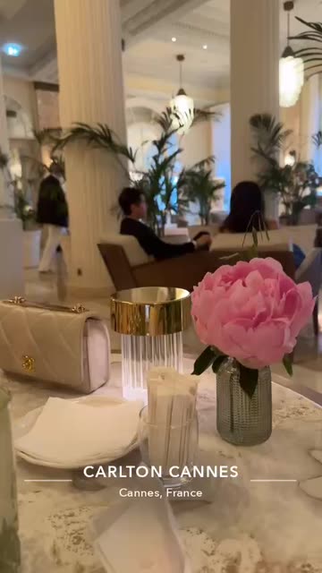 bellavhadid12