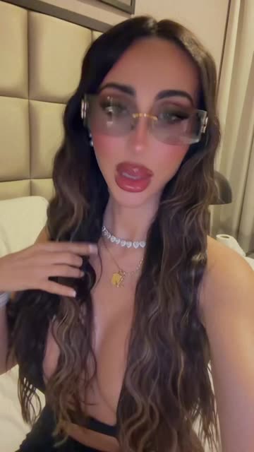 bellavhadid12