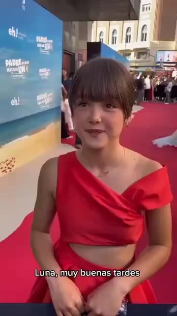 luna star red dress Photos by Luna Little Star (@asia.asleh)  August 2, 2025