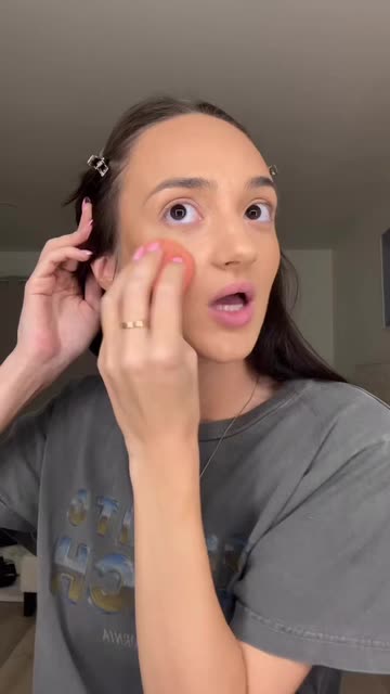 Makeup Table