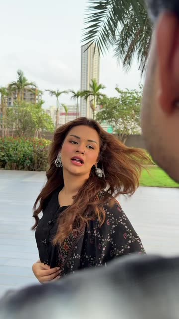 avneetkaur_13