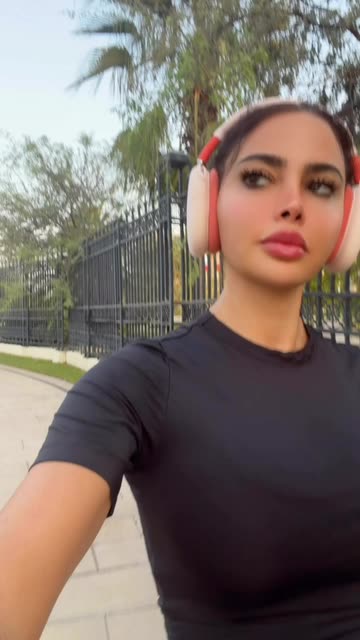 The Lalaa's Vibrant Outdoor Walk with Music & Style | Video by The