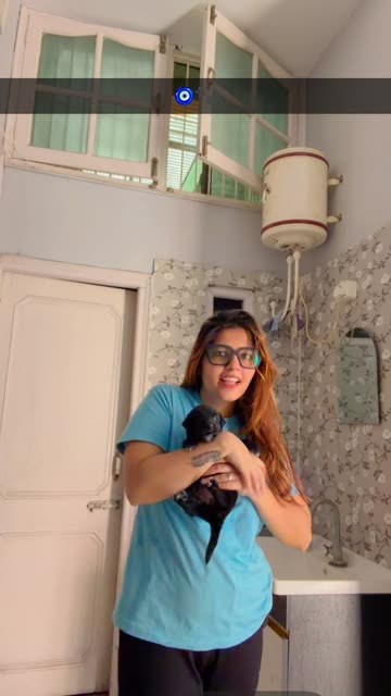 yashikawadhwa17