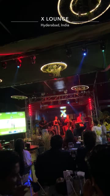 X Lounge