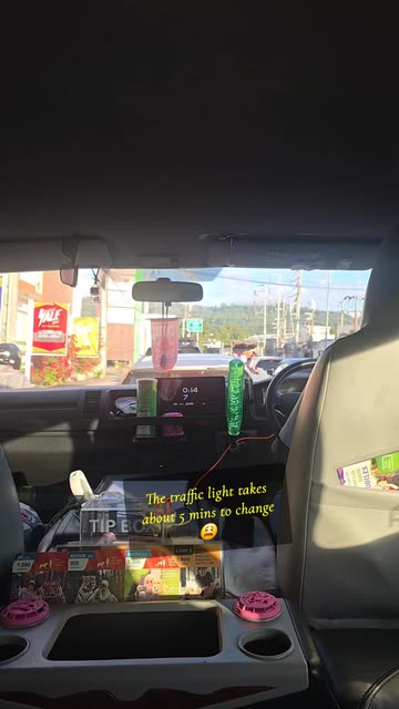 Traffic Light Race on Snapchat: Trending Videos & More