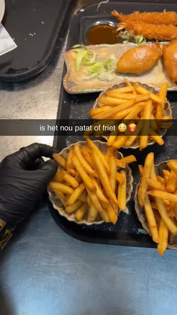 Street Food Burger on Snapchat: Trending Videos & More