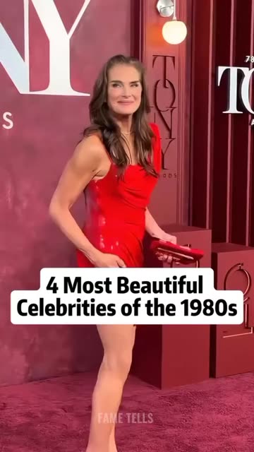 kim basinger red dress Kim Basinger as Vicki Vale should have had red hair