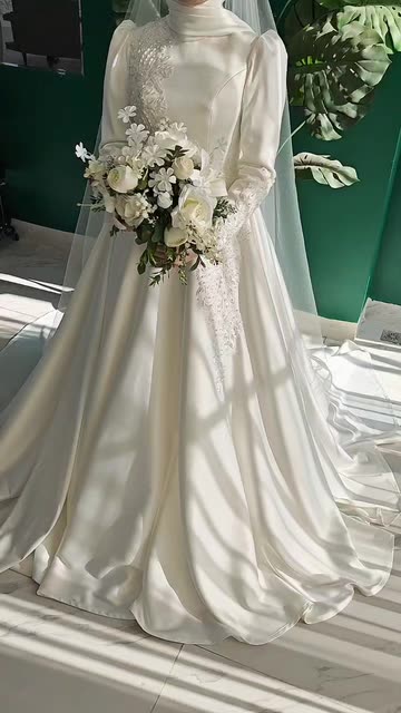 Rayan Couture Bridal Elegance: A Modern Muslim Wedding Dress
