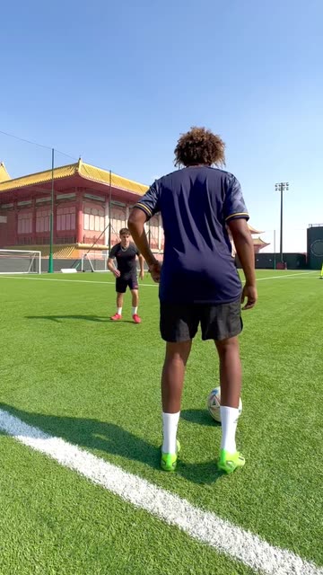 Mo Omar