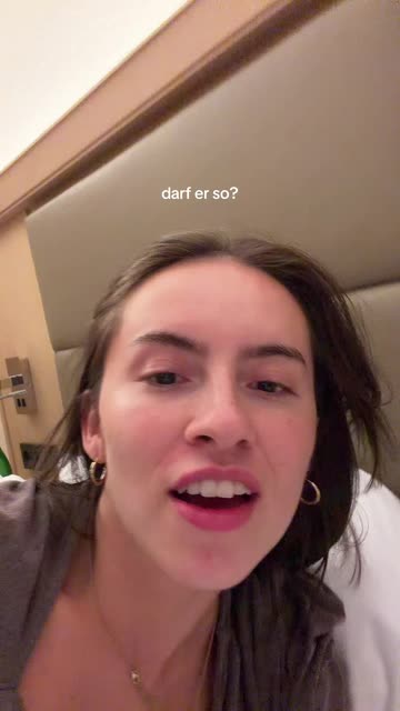 Lauraさん＊リクエスト 2点＊おまとめ Laura's Candid Moment: When You're Caught Off Guard | Video by