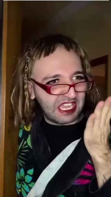 Eliza (◡‿◡✿)