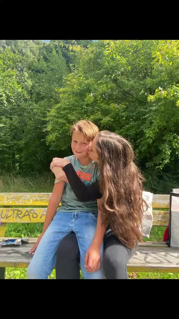 Kissing Bench Videos