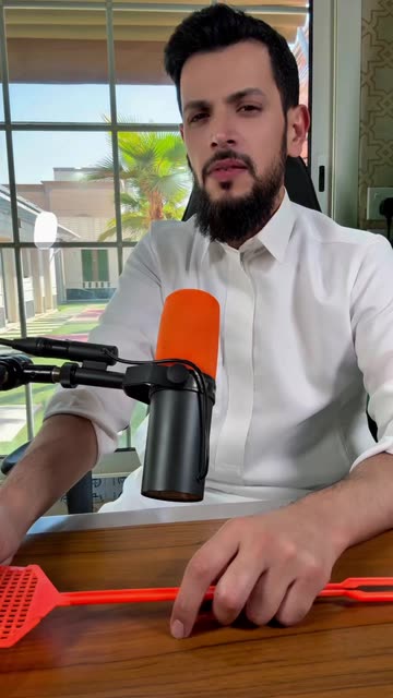 أبو عمر مدرب إنجلش